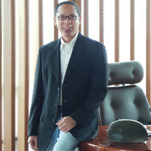 Anton Hariyanto, Director, id/x partners